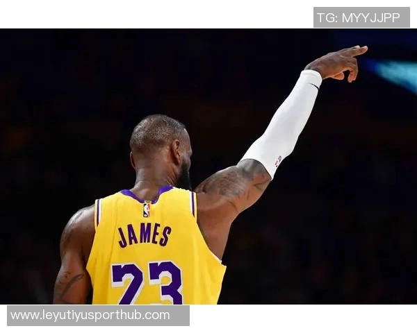 詹姆斯直言警告财务顾问若敢盗取资金必将遭遇严重后果